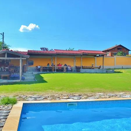 Къща за гости айя 4*